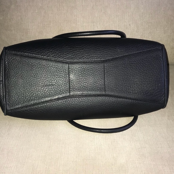 Kate Spade Shoulder Bag - Picture 6 of 8